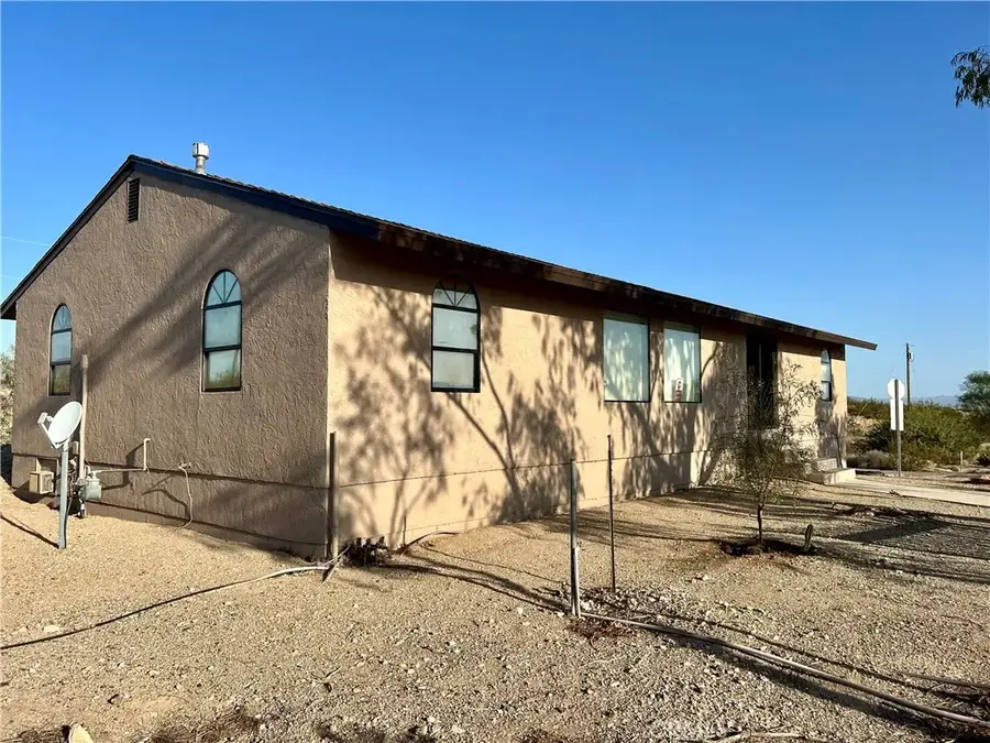 99 Zoe Lane, Needles, CA 92363 - #2