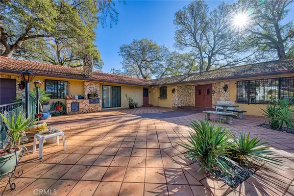 9196 Upper Lake Lucerne Road, Upper Lake, CA 95485