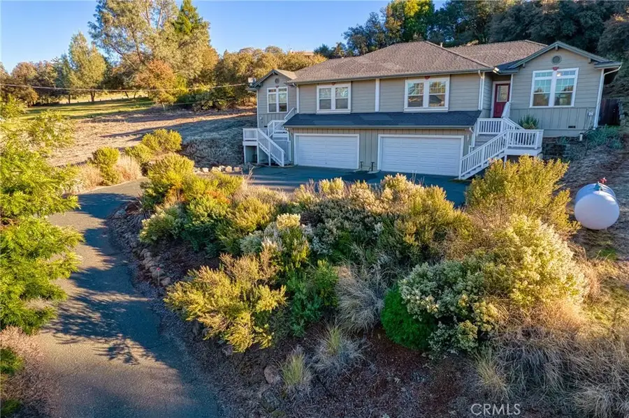 10401 Point Lakeview Road, Kelseyville, CA 95451 - Image #3