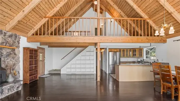 19383 Stonegate Road, Hidden Valley Lake, CA 95467