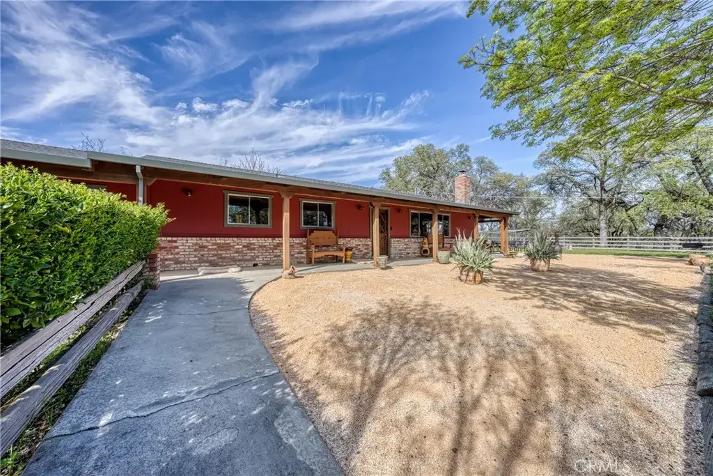 7220 Highland Springs Road, Lakeport, CA 95453 - Image #1