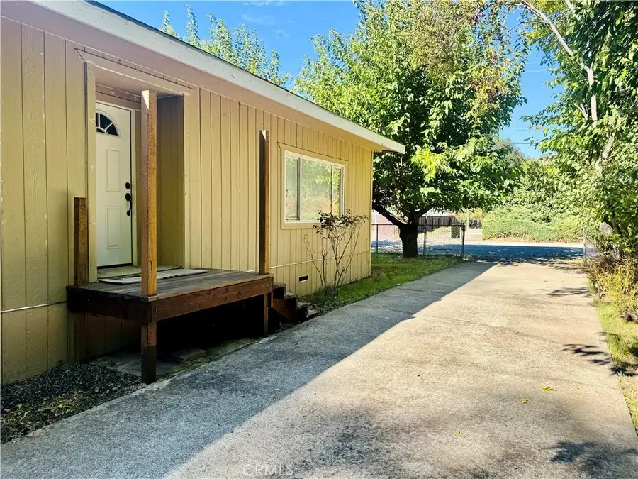 6809 Rosemont Drive, Lucerne, CA 95458 - Image #3