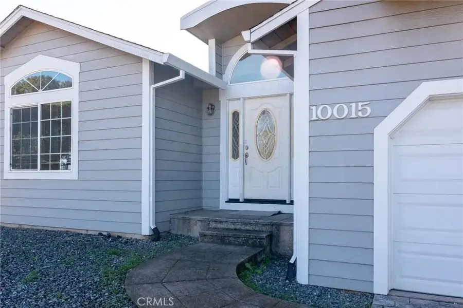 10015 Emerald Drive, Kelseyville, CA 95451 - Image #2