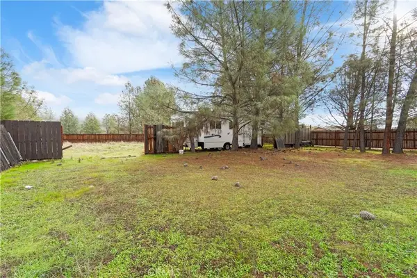 1850 Spring Valley Rd, Clearlake Oaks, CA 95423