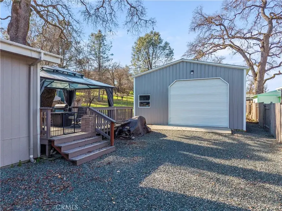 5675 Lakeshore Boulevard, Lakeport, CA 95453 - Image #2