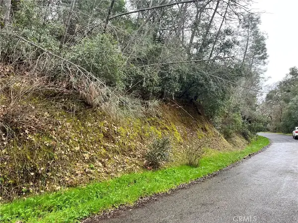 7022 Black Oak, Nice, CA 95464