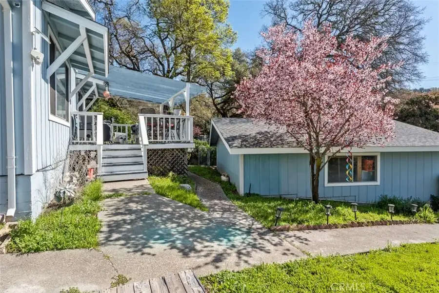 2960 Oak Crest Avenue, Lucerne, CA 95458 - #2