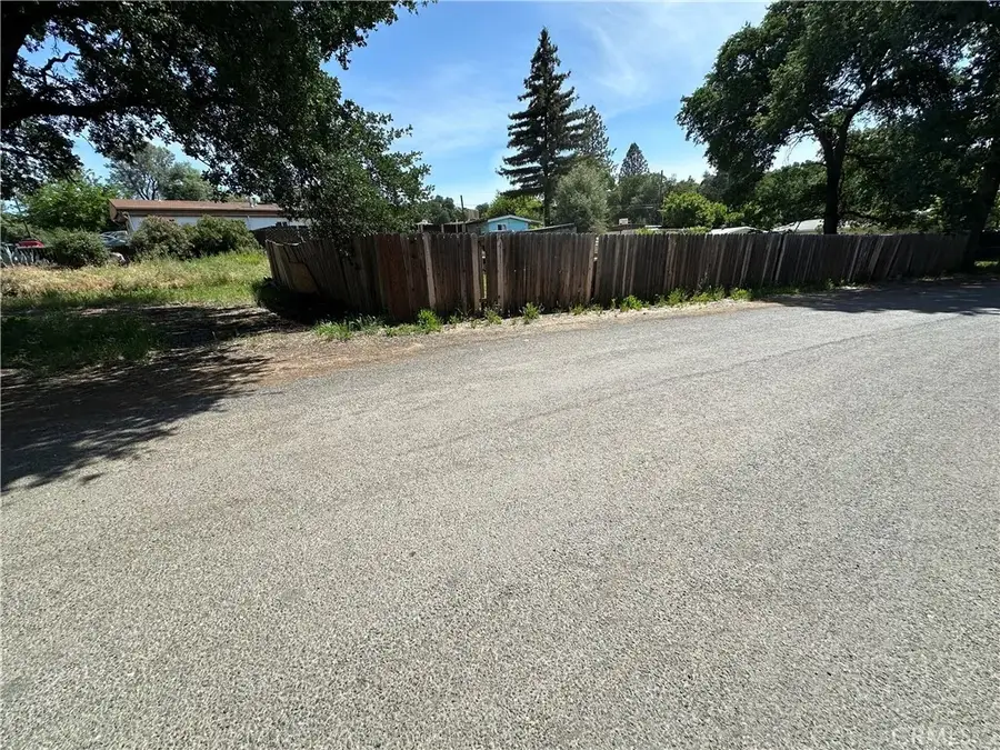 15225 Highland, Clearlake, CA 95422 - #3