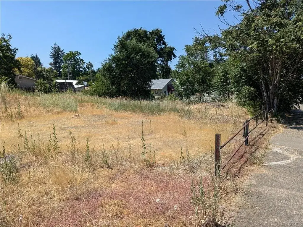 220 4th, Lakeport, CA 95453 - #1