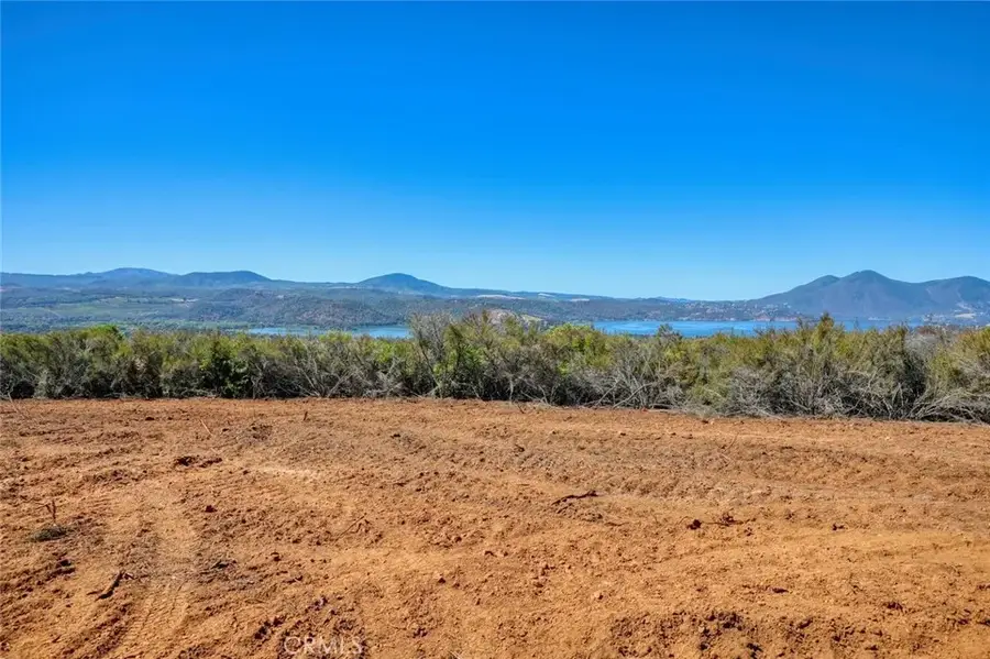 16010 Davis Ave, Clearlake, CA 95422 - #2