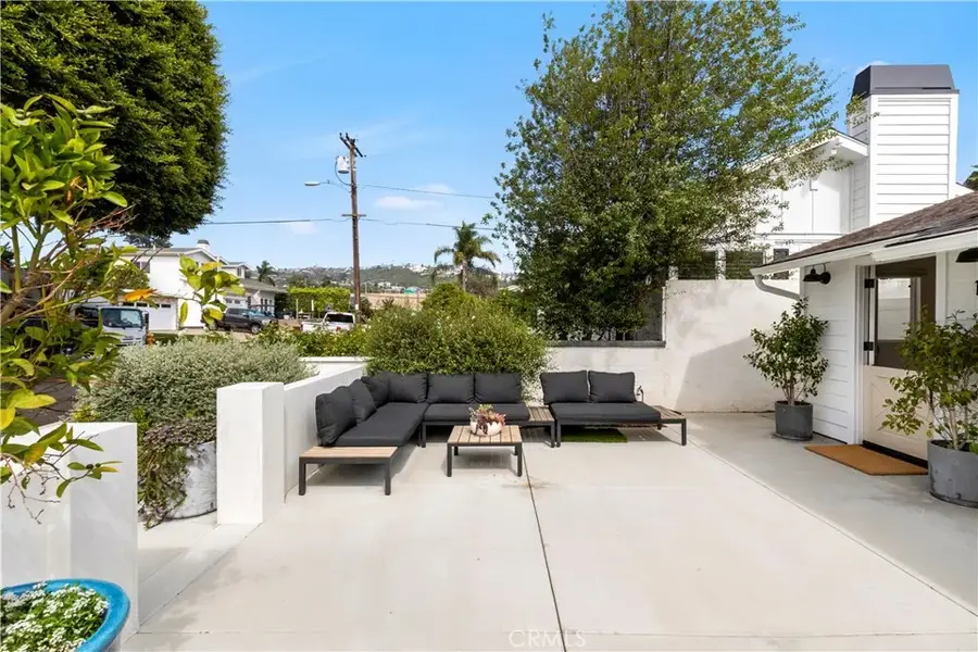 147 W Avenida Cornelio, San Clemente, CA 92672 - Image #2
