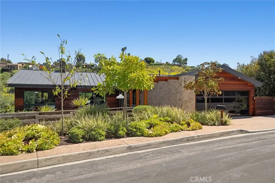 1435 Cerritos Drive, Laguna Beach, CA 92651 - Image #3