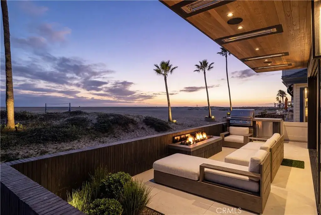 218 E Oceanfront, Newport Beach, CA 92661 - #1