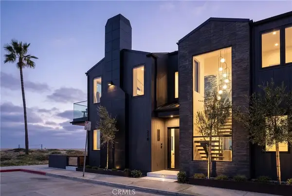 218 E Oceanfront, Newport Beach, CA 92661