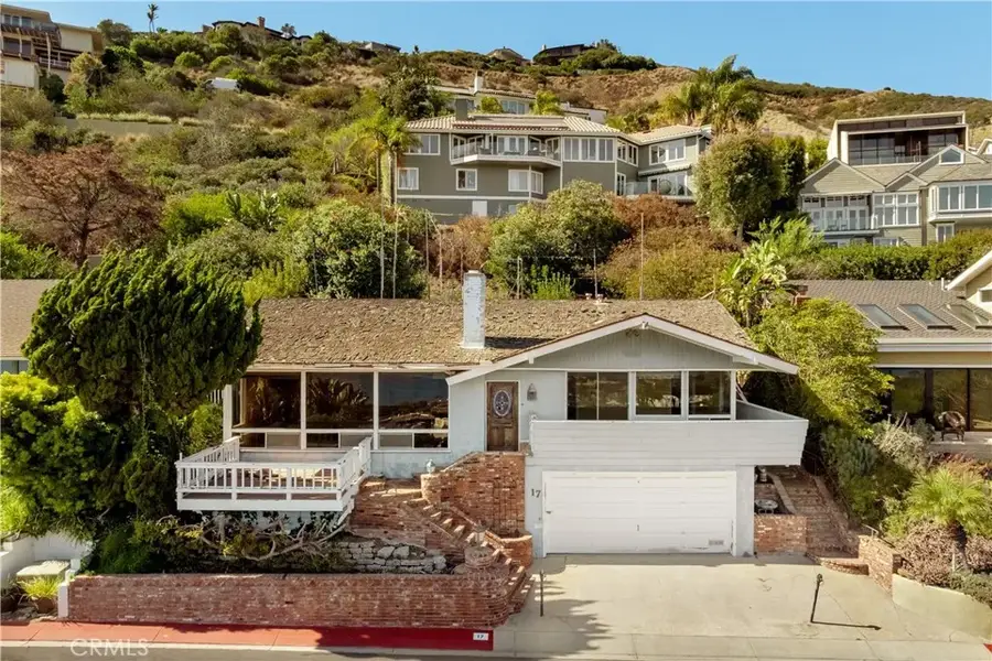 17 N Vista De La Luna, Laguna Beach, CA 92651 - #2