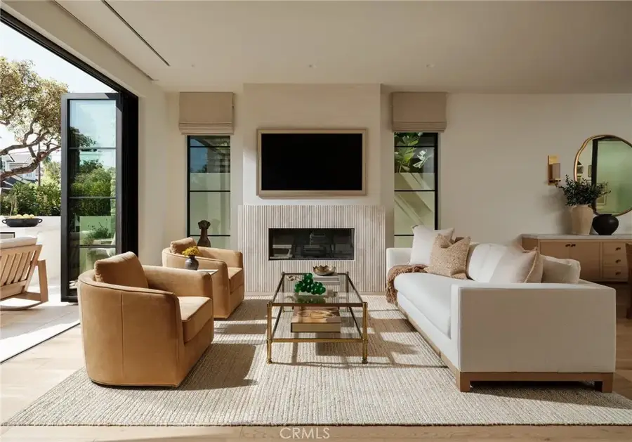 303 Jasmine Avenue, Corona Del Mar, CA 92625 - #3