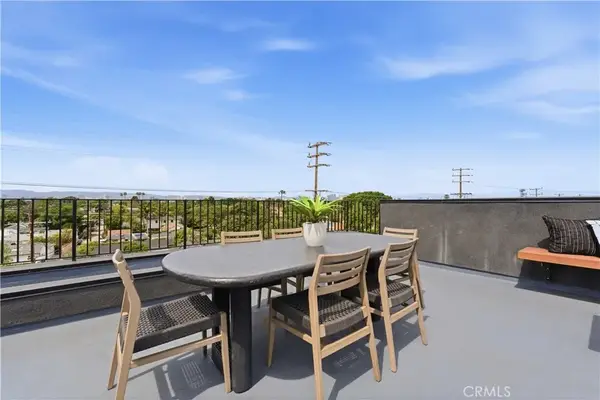 11702 Charnock Road, Los Angeles, CA 90066