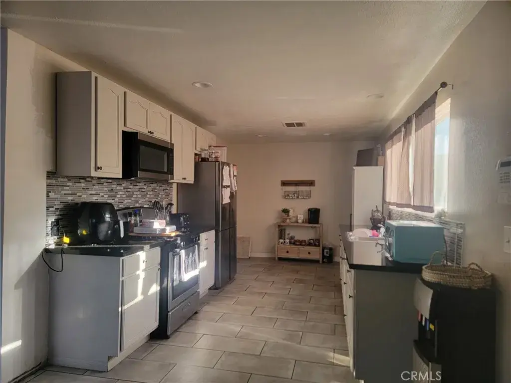 1298 W 23rd, San Bernardino, CA 92405 - #1