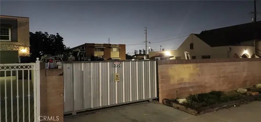 17046 Clark, Bellflower, CA 90706 - Image #2