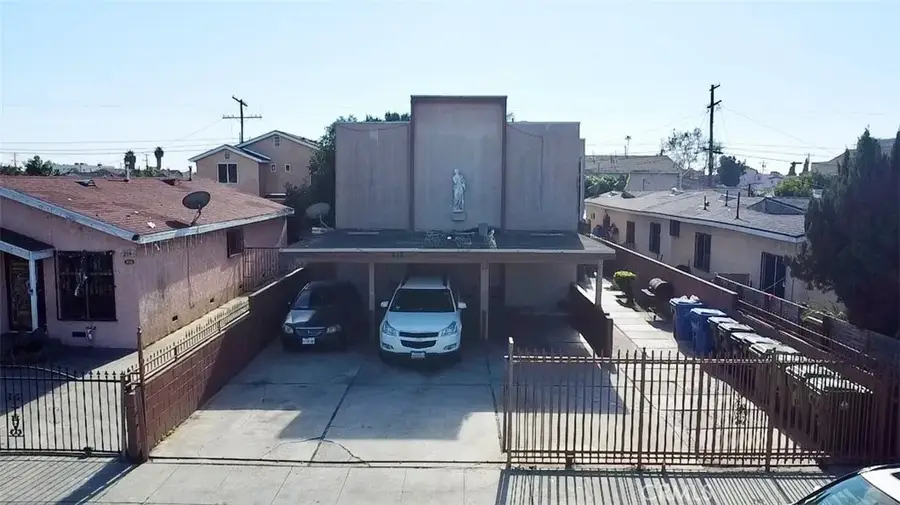 212 W 84th, Los Angeles, CA 90003 - Image #2