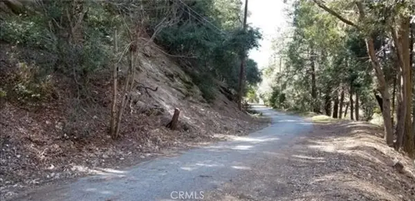 731 Jewel, Crestline, CA 92325