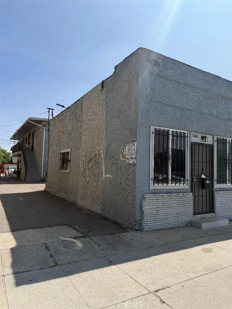 10012 S Broadway, Los Angeles, CA 90003 - #1
