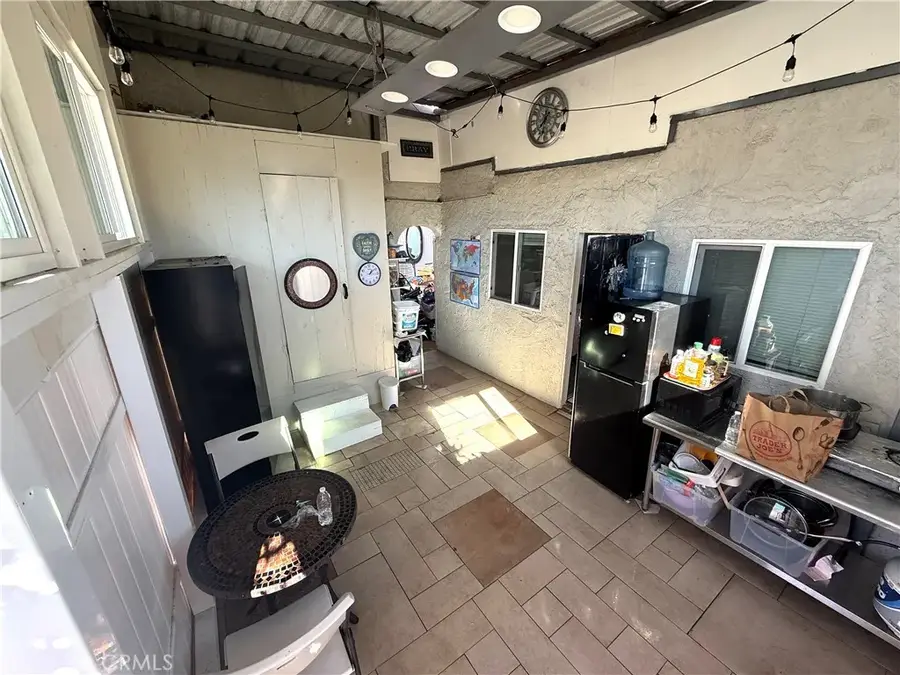 3008 W 30th, Los Angeles, CA 90018 - #3