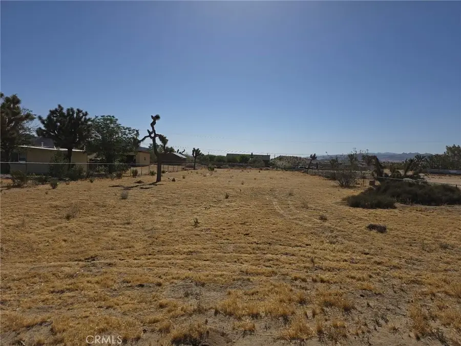 6295 Ruth, Yucca Valley, CA 92284 - #3