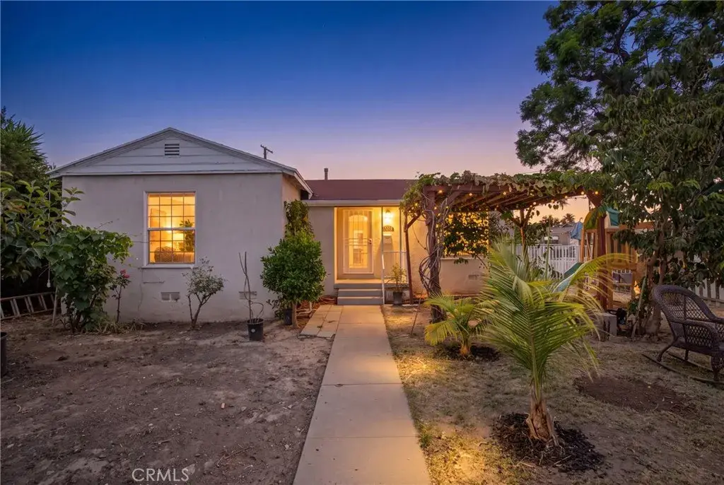 2011 N Grape, Compton, CA 90222 - #1