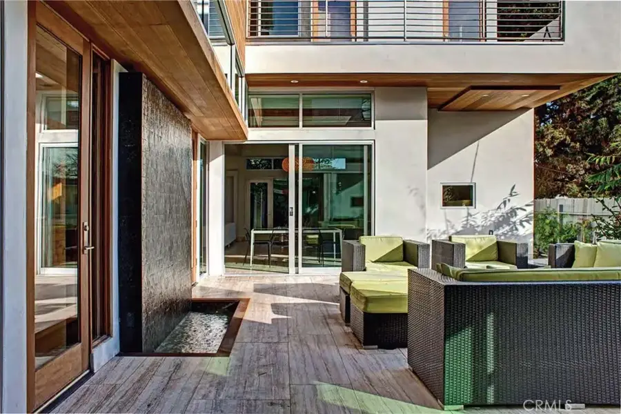 4154 Kenyon, Los Angeles, CA 90066 - #2