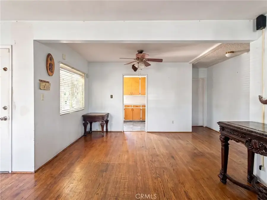 11605 Garfield, South Gate, CA 90280 - #2