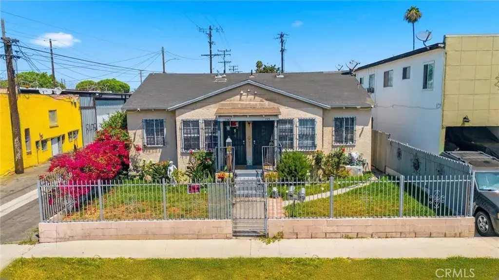 1113 E 85th, Los Angeles, CA 90001 - #1