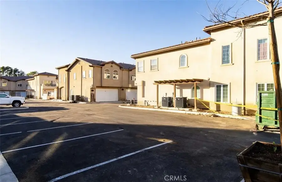 5526 E Los Angeles Avenue #2, Simi Valley, CA 93063 - #2