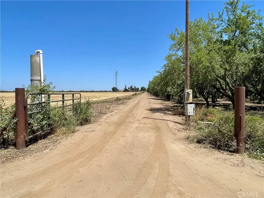 8729 Mariposa, Le Grand, CA 95333 - Image #2