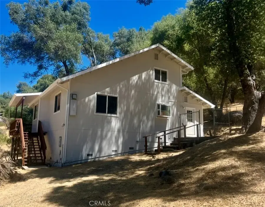 3616 Manzanita Road, Mariposa, CA 95338 - Image #2