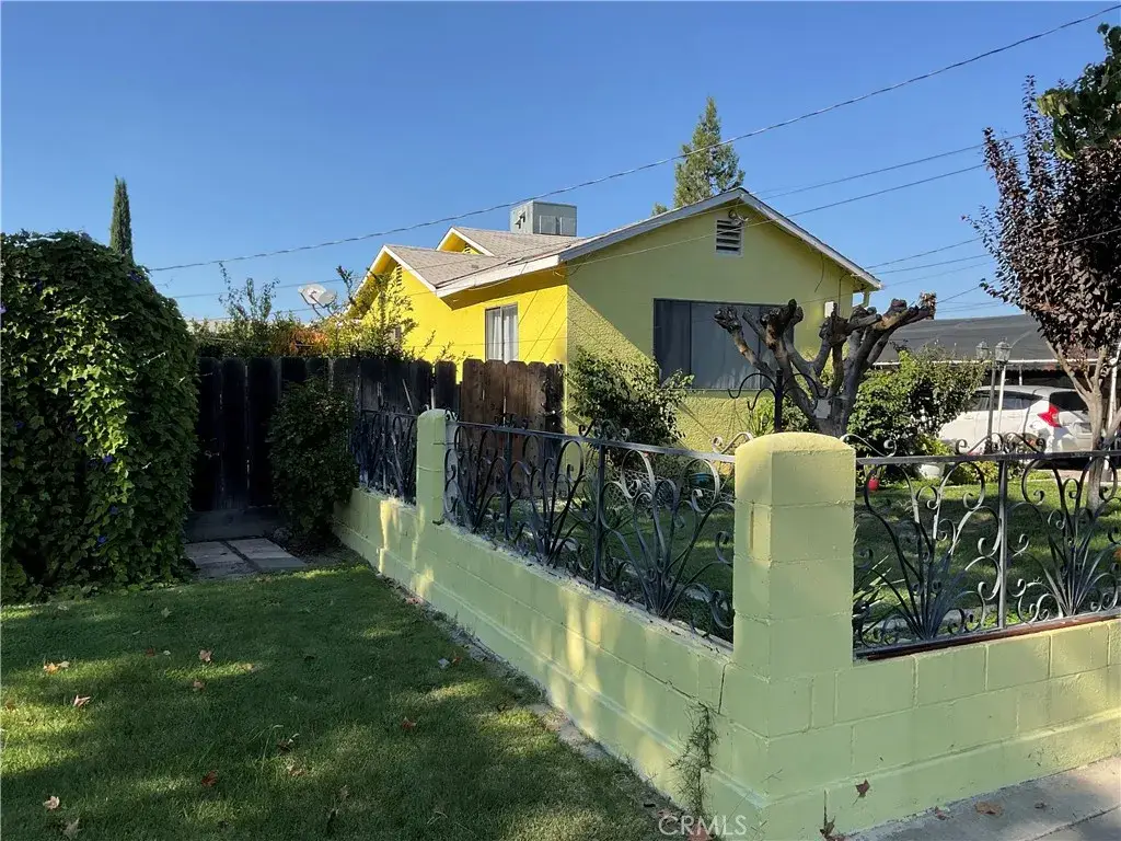 915 R Street, Merced, CA 95341 - Image #1