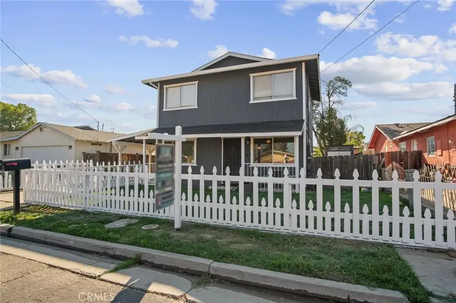 1220 Fig Avenue, Merced, CA 95341 - #2