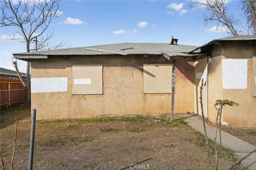 420 Robinson, Bakersfield, CA 93305 - Image #2