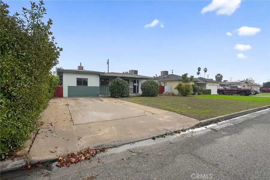 278 Walnut, Shafter, CA 93263 - #2