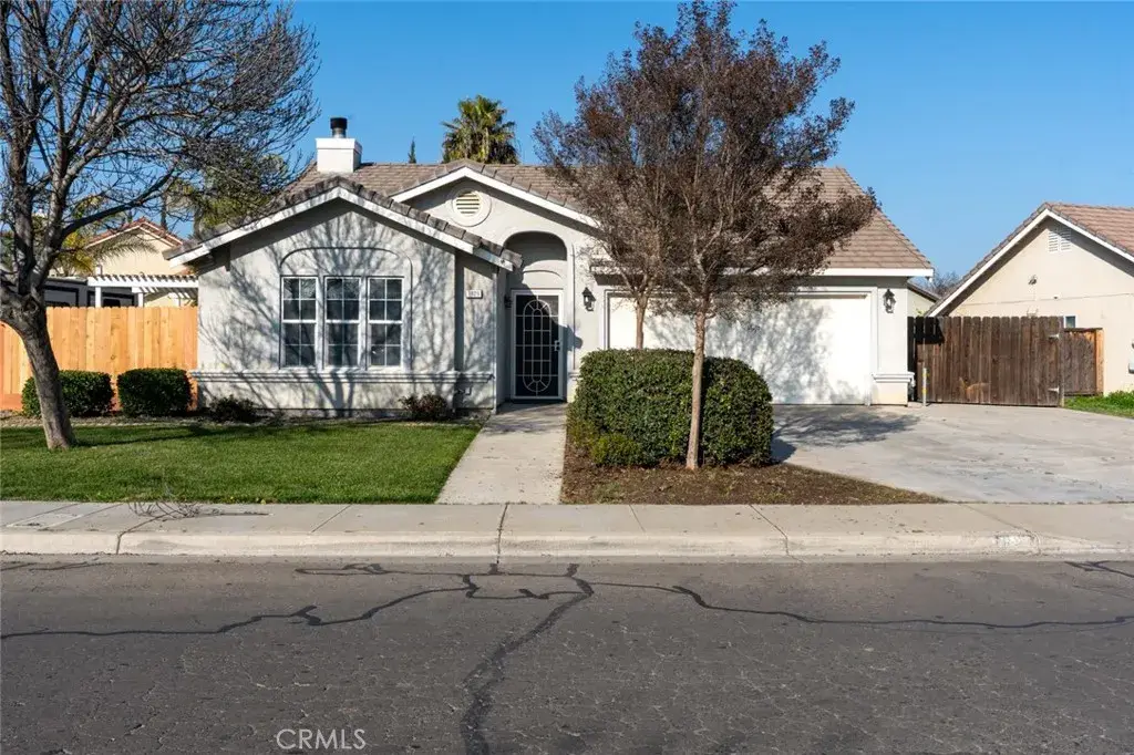 1828 College Greens, Los Banos, CA 93635 - #1