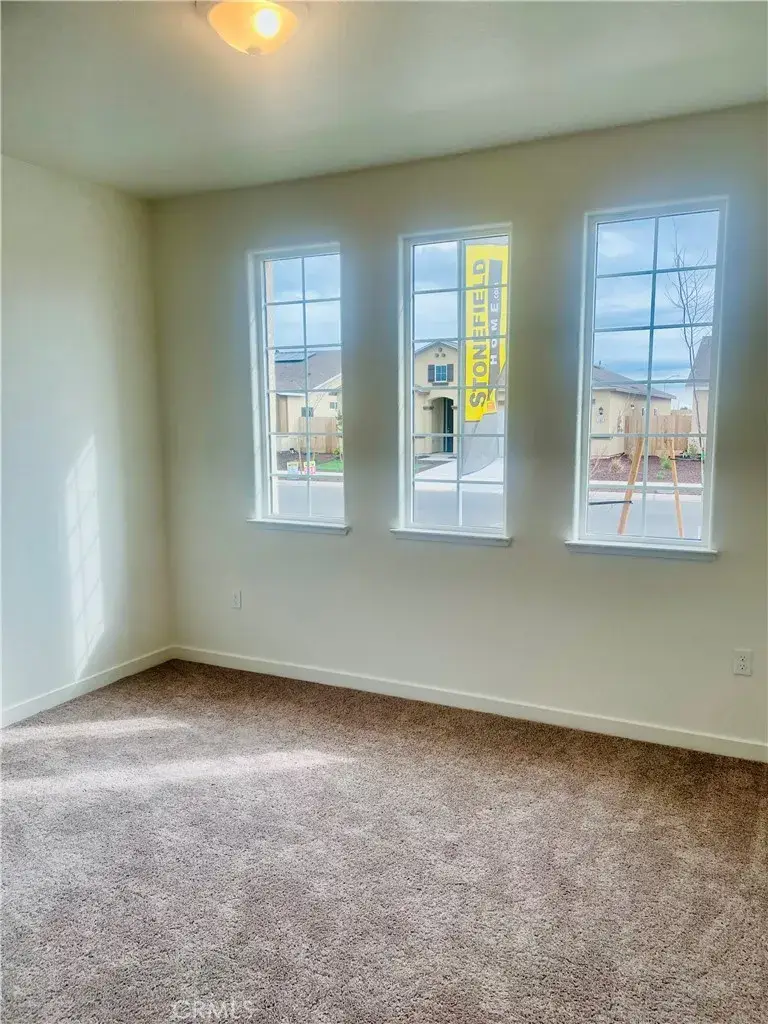 117 Squaw Valley Dr., Merced, CA 95341 - #3