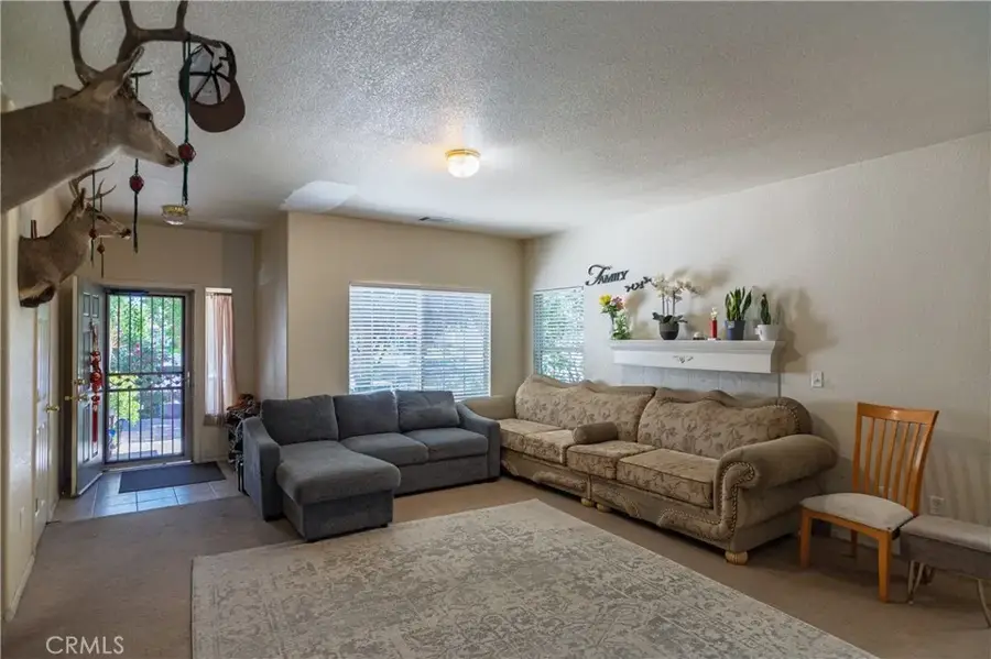 123 Manzanita Avenue, Merced, CA 95341 - #3