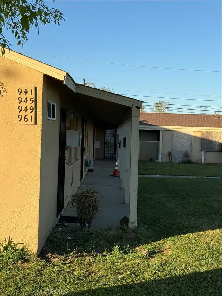 941 Barney, Merced, CA 95340 - #3