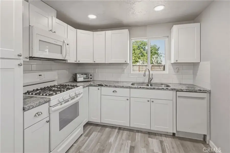 394 S West, Merced, CA 95341 - #3
