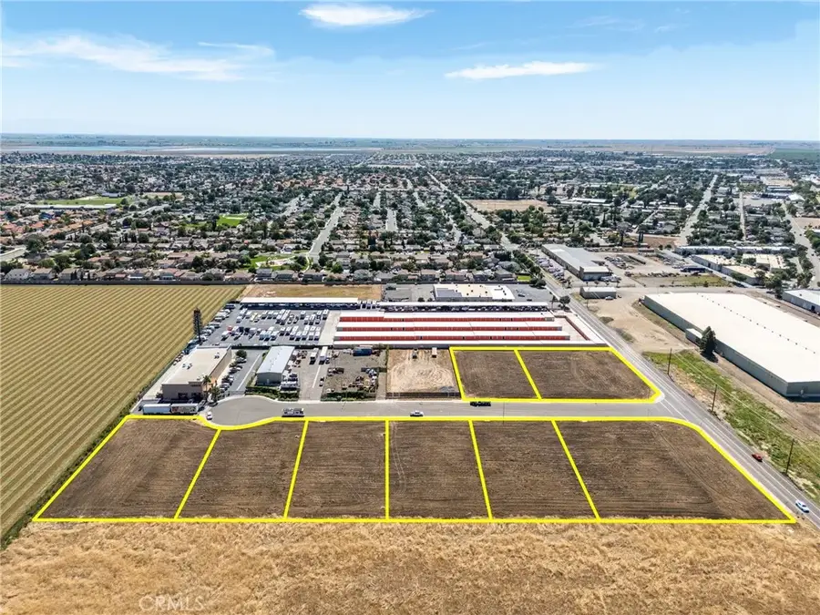 204 Commerce, Los Banos, CA 93635 - #2