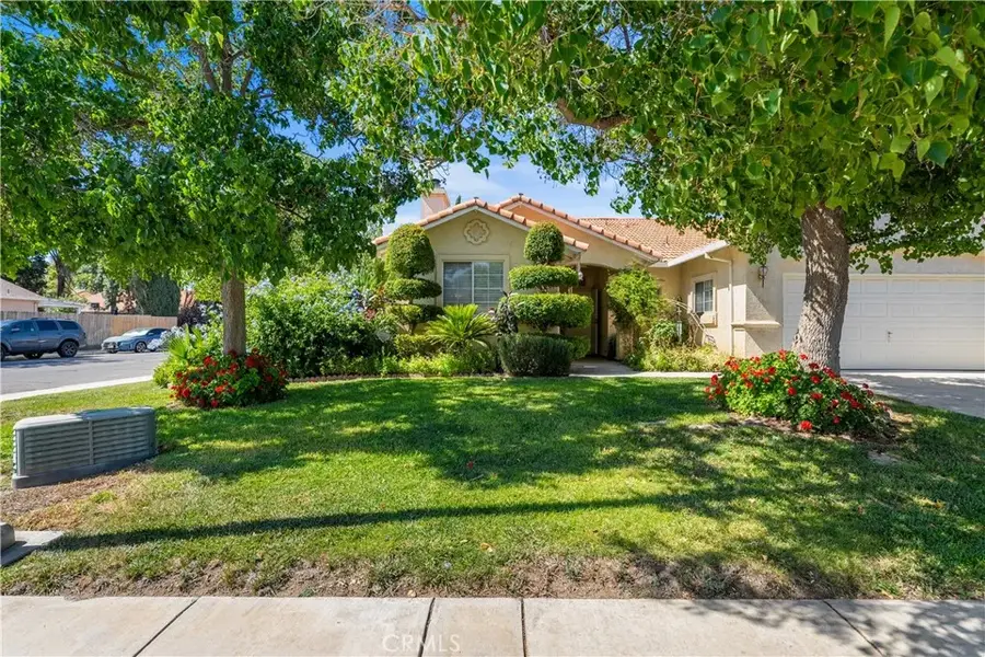766 Willmott Avenue, Los Banos, CA 93635 - #2