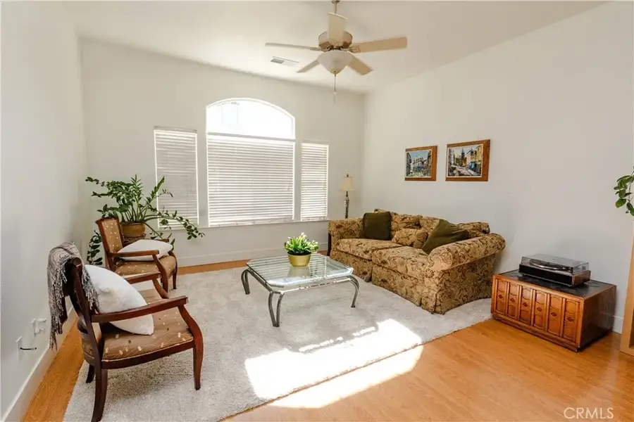 6643 Desert Springs, Chowchilla, CA 93610 - #3