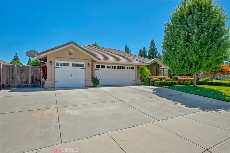 1320 Silhouette Court, Merced, CA 95340 - #2