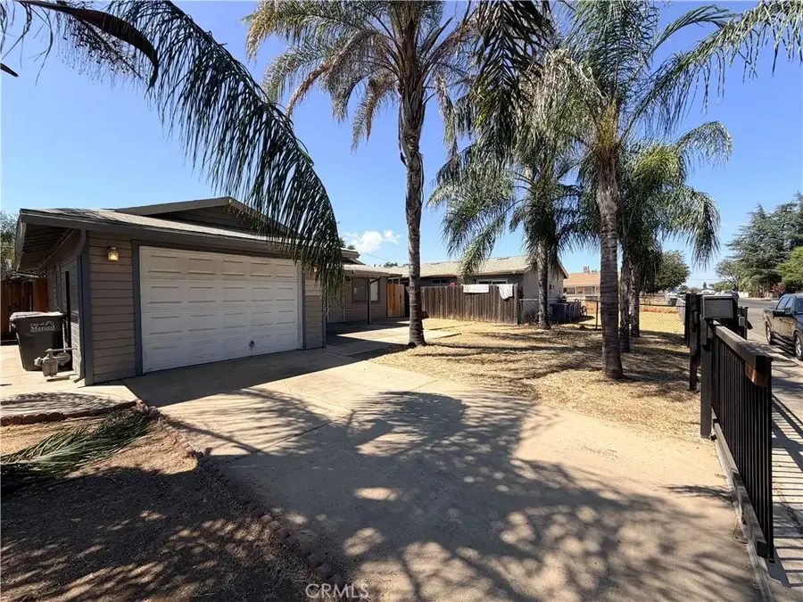268 E 10th, Merced, CA 95341 - #3