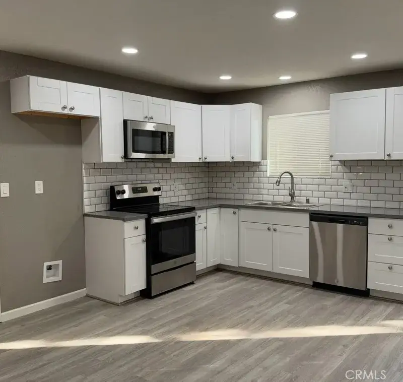 1329 W 7th, Merced, CA 95341 - #3